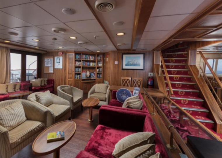 library hemingway yacht