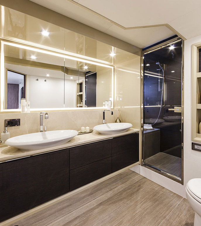 SeaNet Absolute 60 Fly - Volare Bathroom