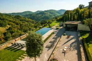 Caidominici Villa in Umbria, Italy overlooking the countryside